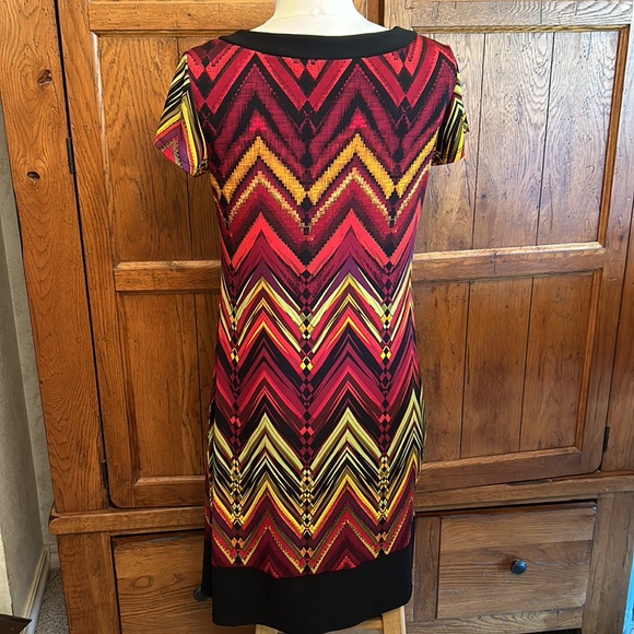 DRESSBARN🍁Chevron Design in GORGEOUS FALL colors!🌻Size 6 - Picture 3 of 10